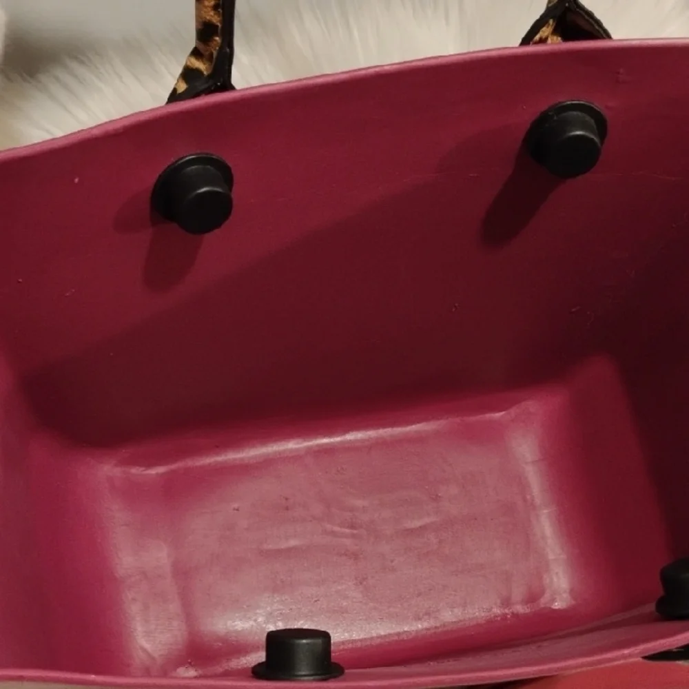SALE! Versa Vibrant Pink Tote Leopard Print Exchangeable Straps